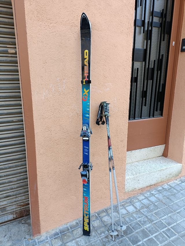 Esquís con bastones