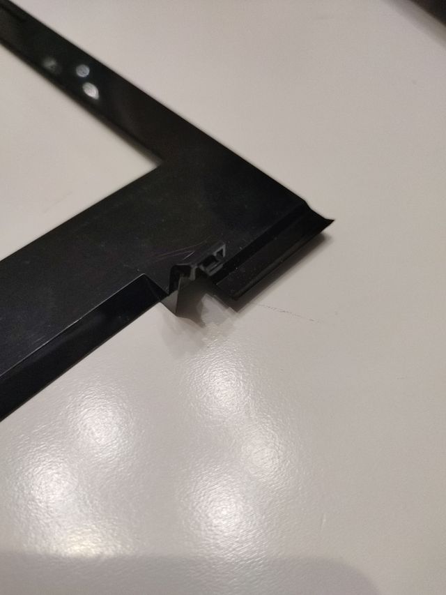 Marco pantalla portátil Lenovo G50