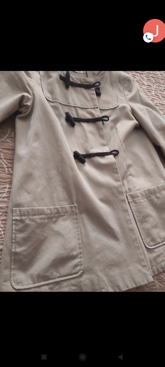 Cazadora con botones de trenca