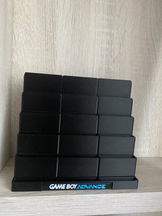 Soporte de 18 juegos game boy advance