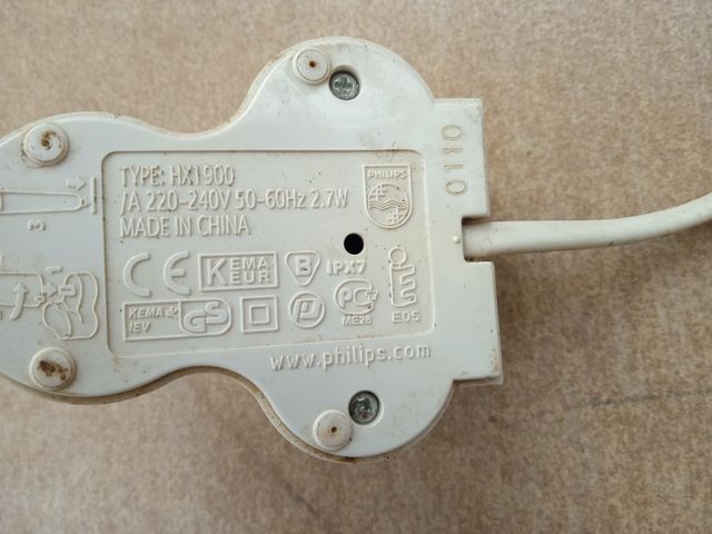 cargador cepillo de dientes Philips y Braun