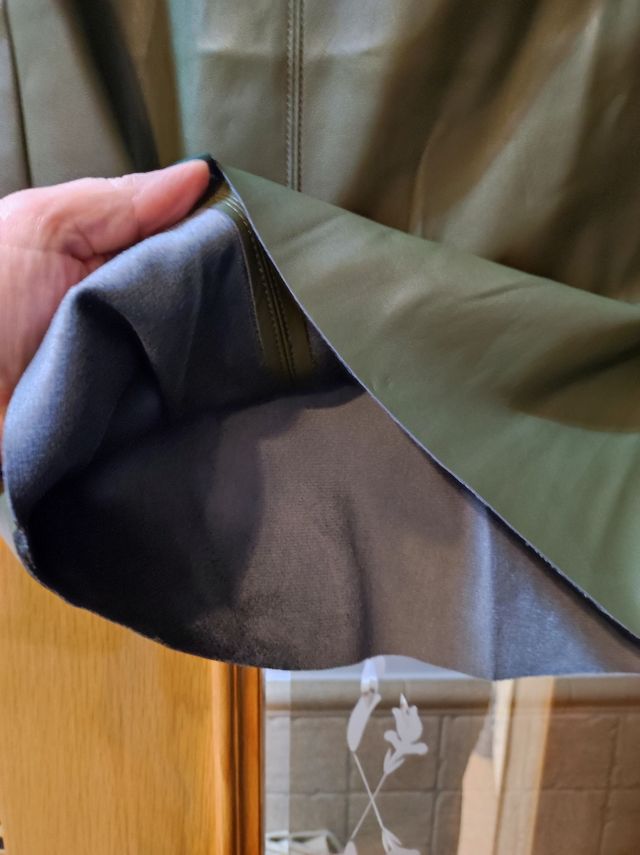 falda mujer polipiel T50