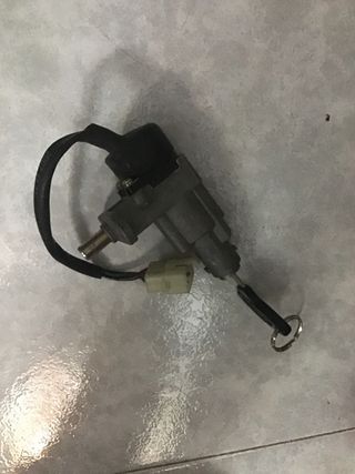Clausor scooter con llave