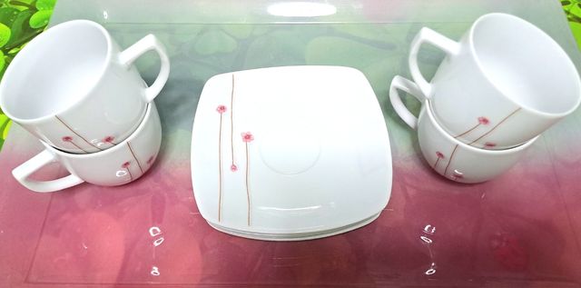 Conjunto cafe porcelana fina.