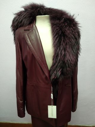 Traje Falda de Piel Vino Pancaldi