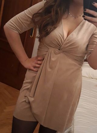 Vestido entallado antelina Zara