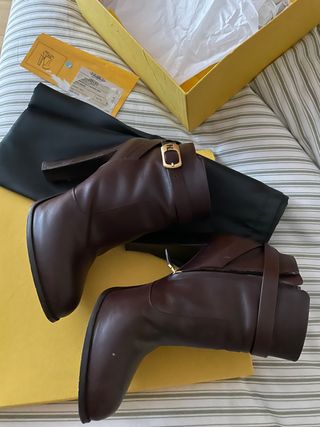 Botines Fendi tacón alto