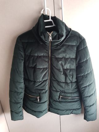 Parka color verde botella M.