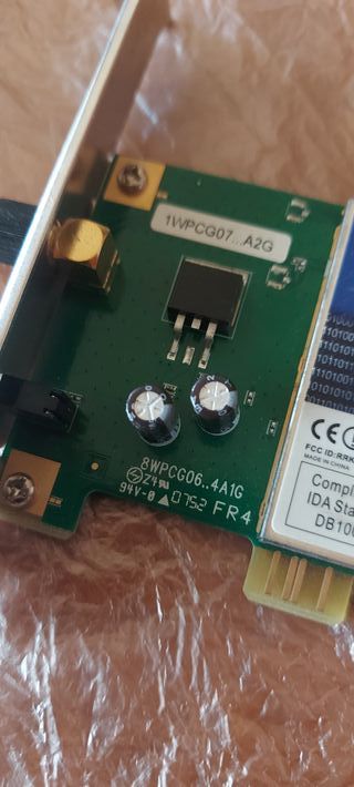 Tarjeta de red inalámbrica D-Link pci