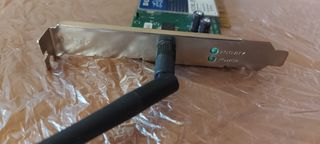 Tarjeta de red inalámbrica D-Link pci