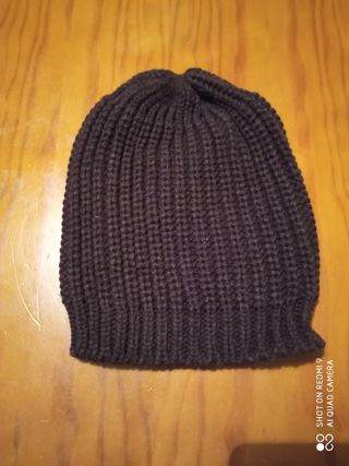 Gorro marrón de punto de lana muy elastico unisex,