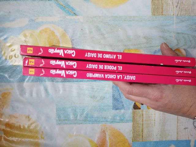 libros chica vampiro 