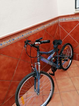 Bicicleta niño entre 9 a 12 años. 