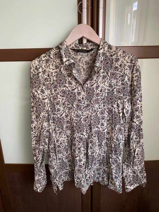 Blusa estampada Zara, sin usar. xs
