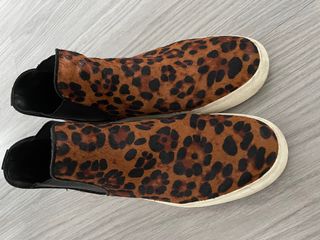 Botin pelo leopardo talla 38