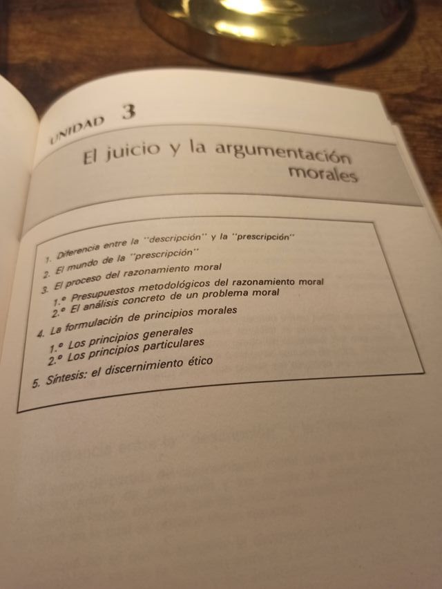 Libro de ETICA PERSONAL de 1º de BUP