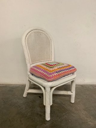 SILLA RECUPERADA VINTAGE DE BAMBÚ Y RATÁN.