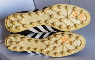 BOTAS DE FUTBOL ADIDAS TANGO ANTIGUAS - ⚽️ ⚽️