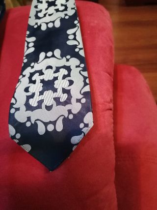 Corbatas distintas marcas