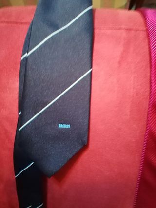 Corbatas distintas marcas
