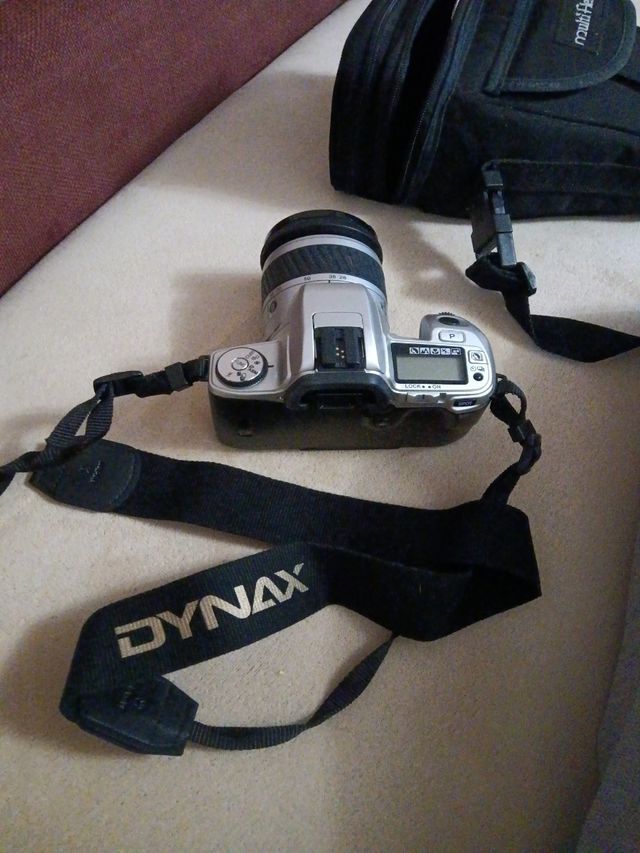 Cámara Minolta DYNAX 505 si