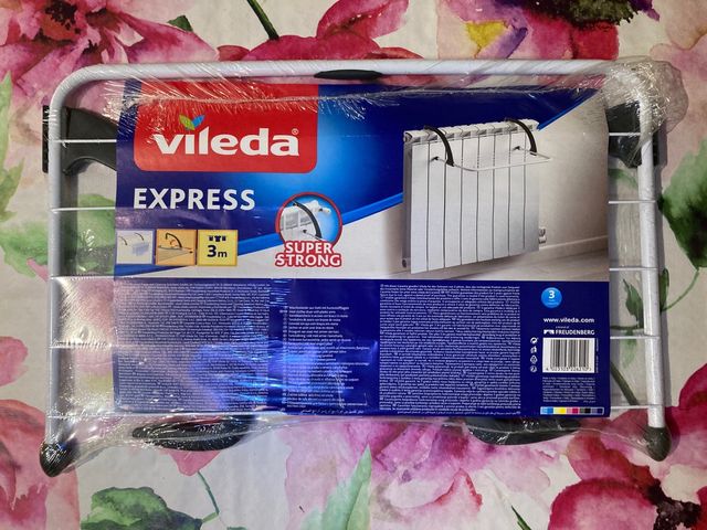 Tendedero de acero con brazos de resina