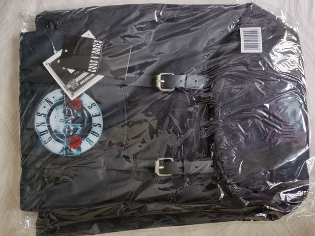 Varios modelos mochilas guns roses