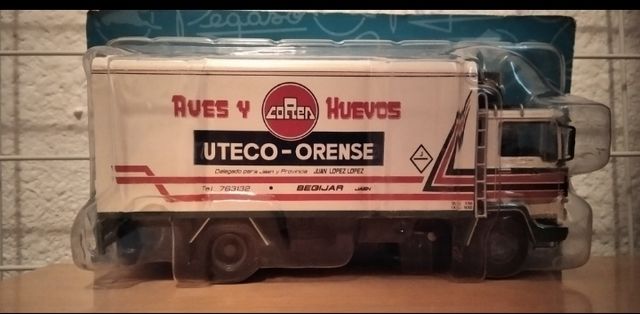 camiones  pegaso 1:43