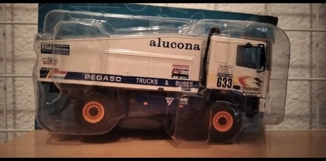camiones  pegaso 1:43