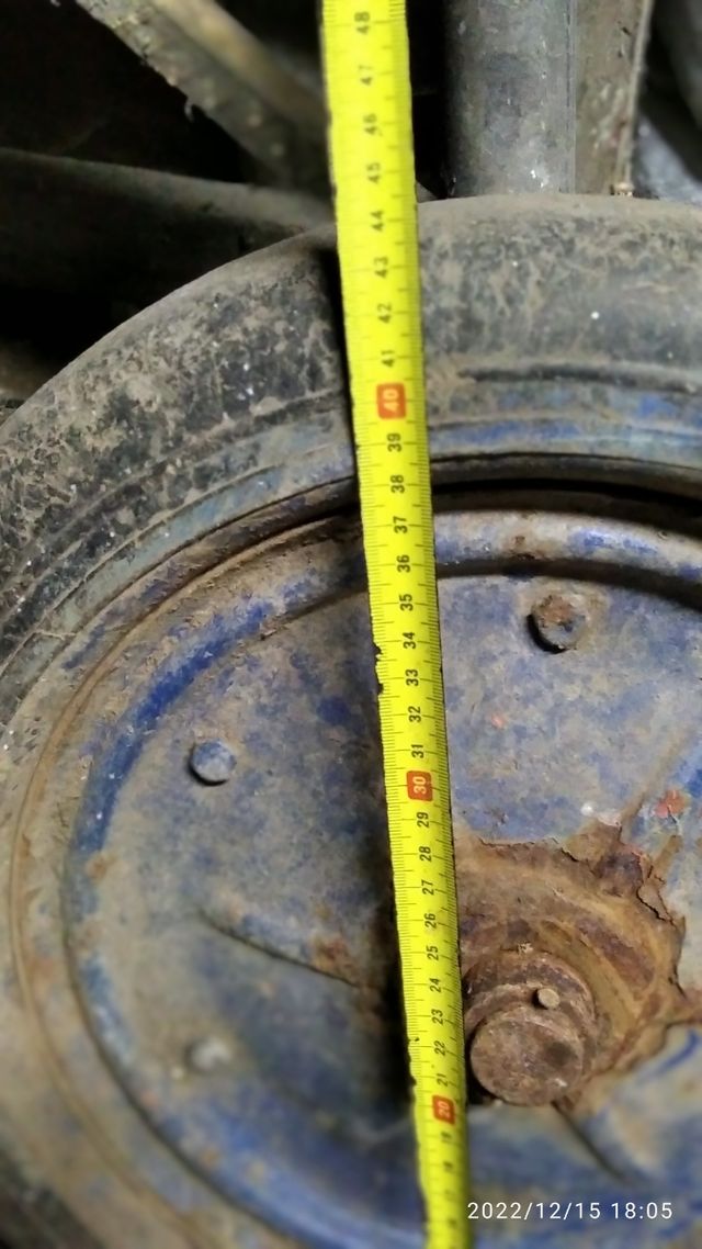 ruedas mazizas con soportes venta en persona. no e