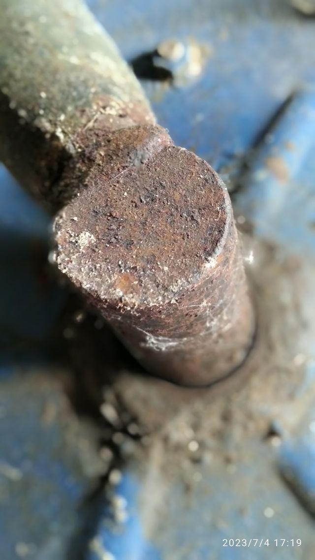 ruedas mazizas con soportes venta en persona. no e