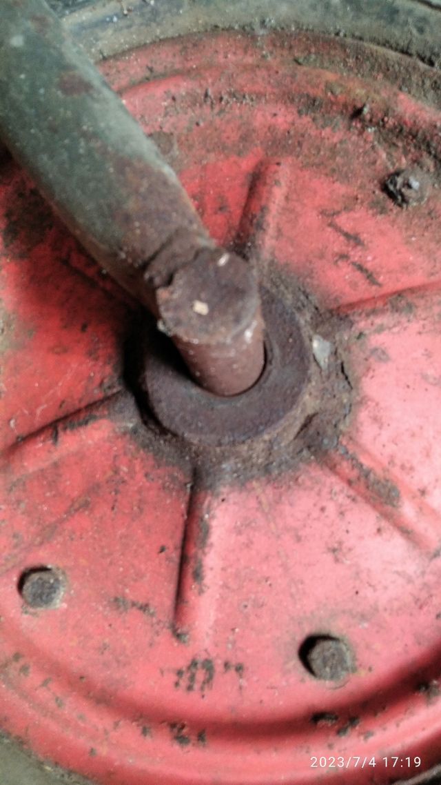 ruedas mazizas con soportes venta en persona. no e