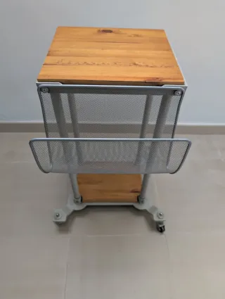 Mesa para máquina de escribir