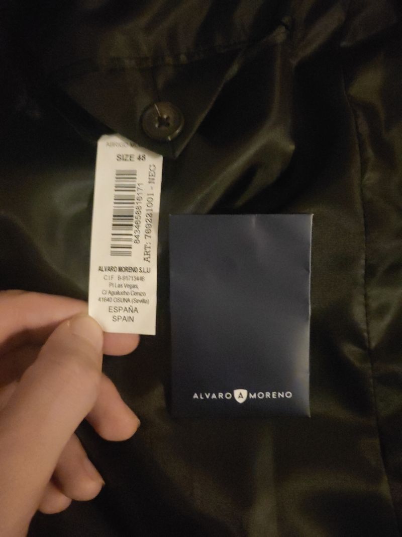 Tres Cuartos Abrigo Alvaro Moreno Funda Percha de segunda mano