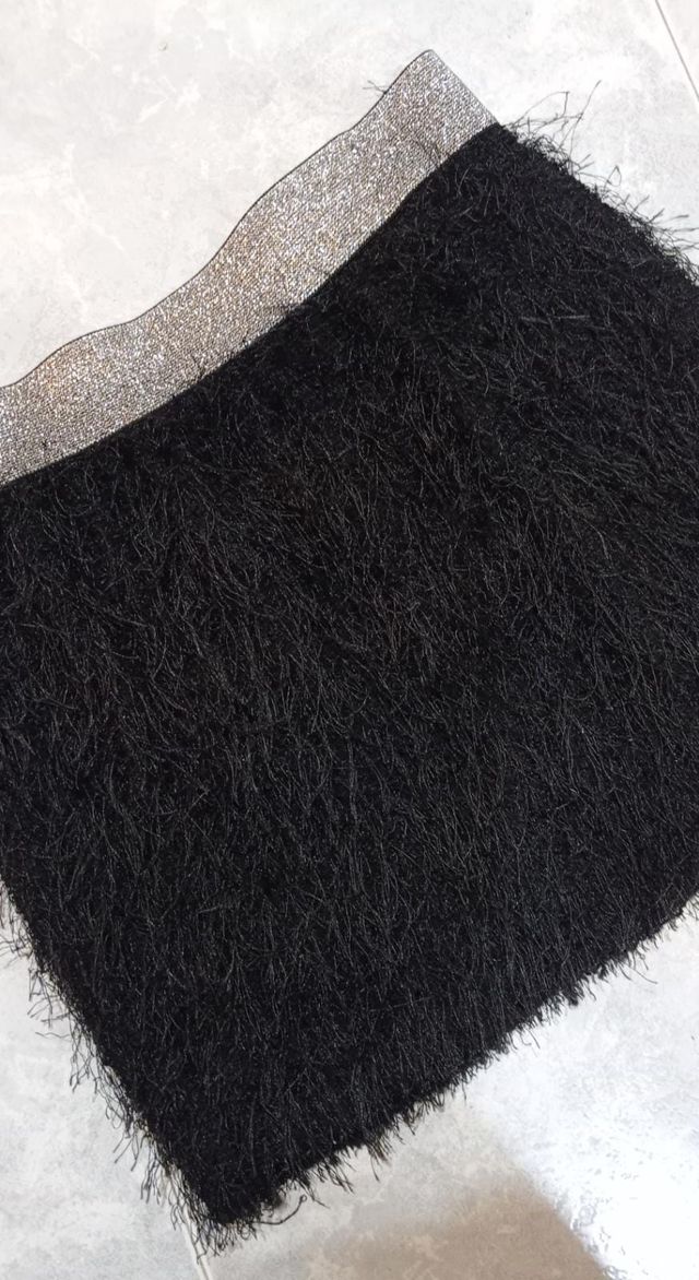 Minifalda flecos negra