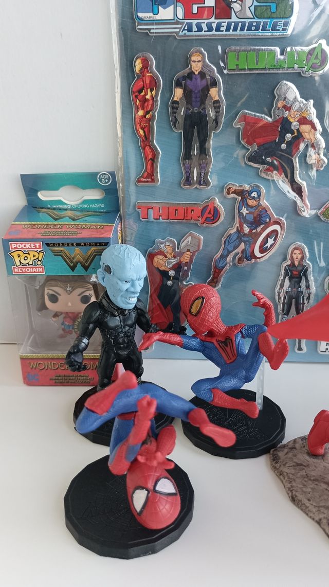 Lote Spiderman y Superman + Regalo