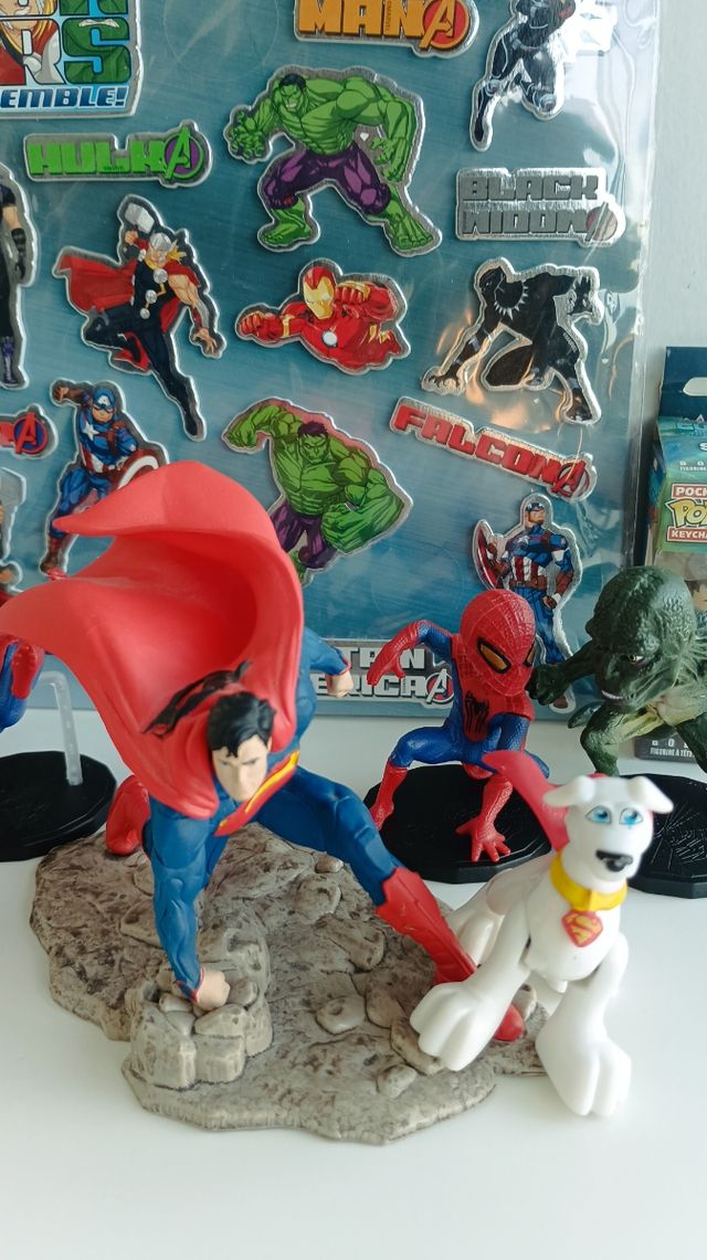 Lote Spiderman y Superman + Regalo
