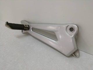 ESTRIBERA TRASERA DCH. Yamaha YBR 125 2007