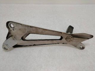 ESTRIBERA TRASERA DCH. Yamaha YBR 125 2007