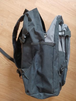 Mochila de 10 litros.