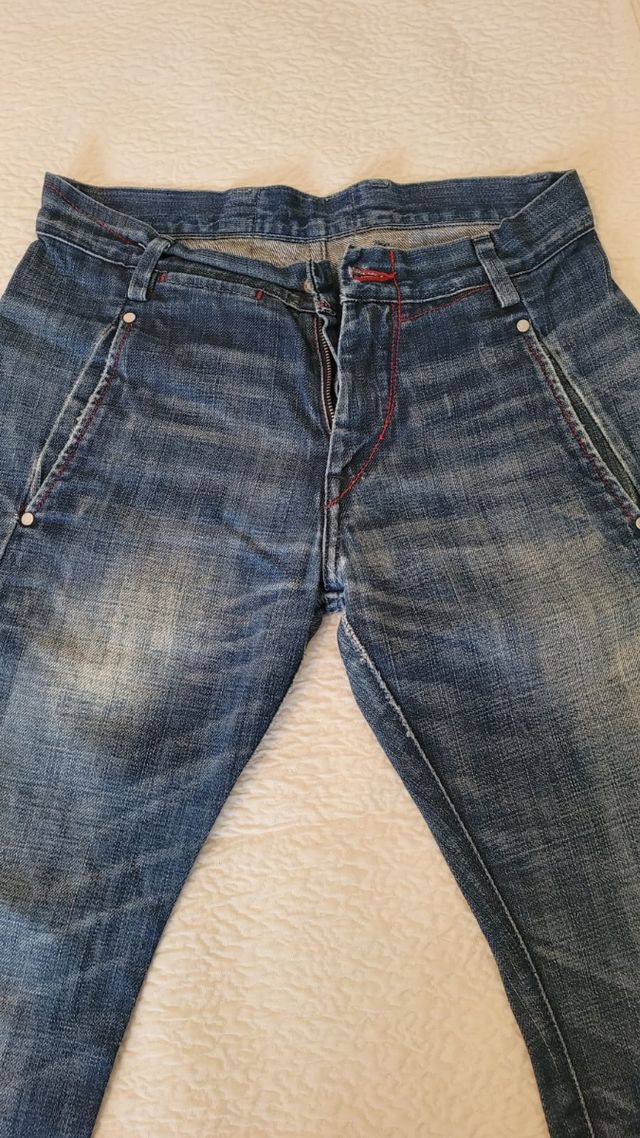 Levi's two horse brand