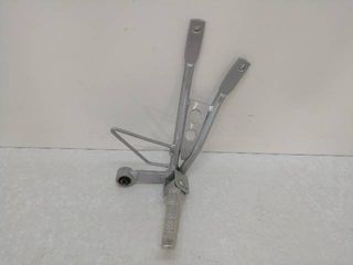 ESTRIBERA TRASERA DCH. Motorhispania RX 50 2004