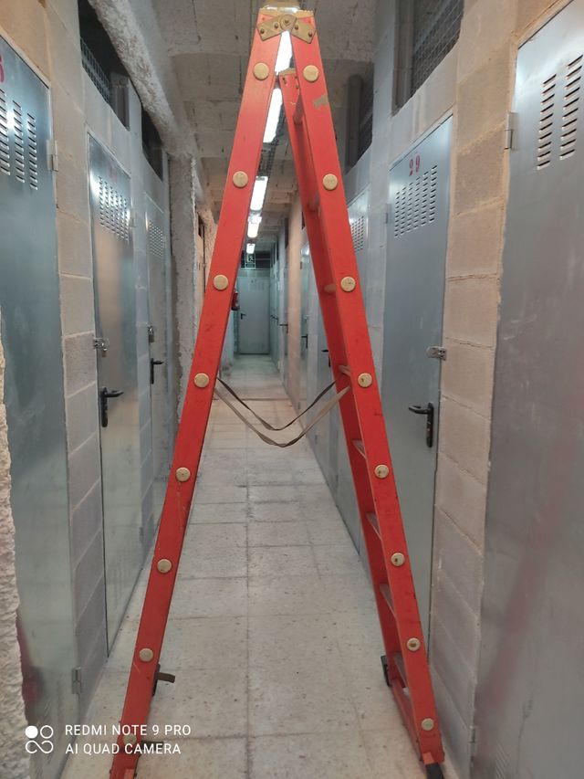 vendo una escalera de fibra