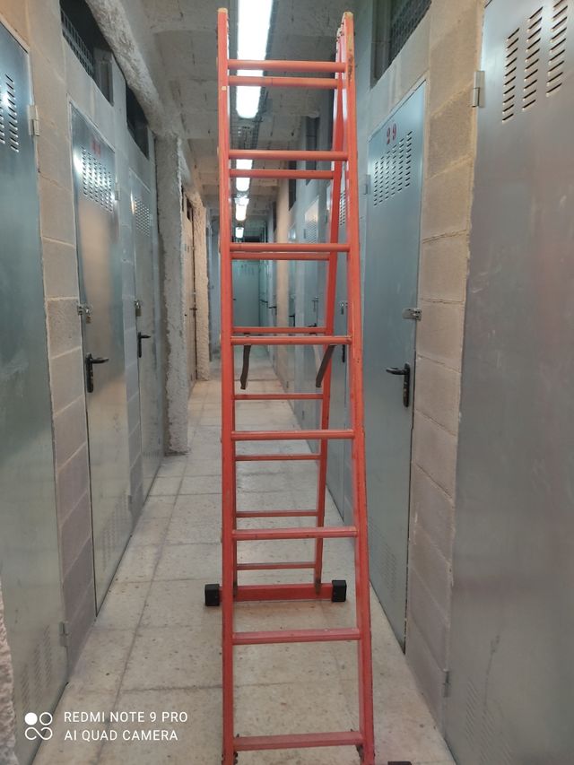 vendo una escalera de fibra