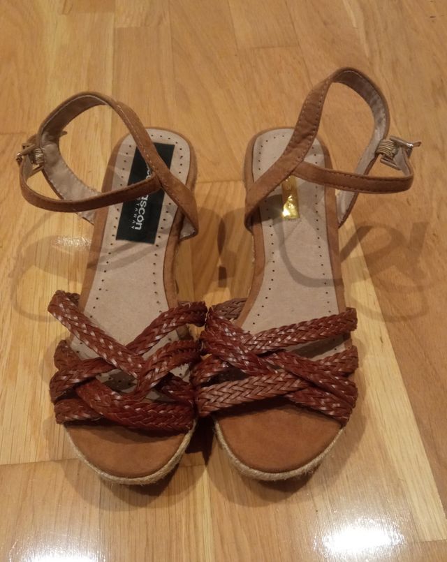 Sandalias de cuña talla 37
