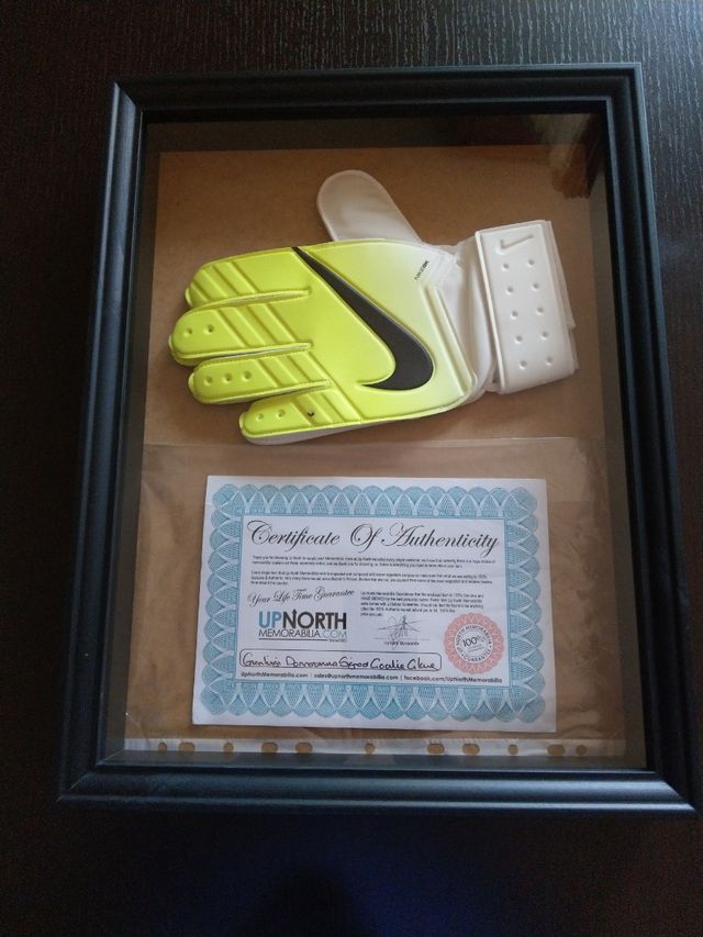 Guanto Autografato Donnarumma