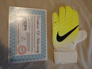 Guanto Autografato Donnarumma