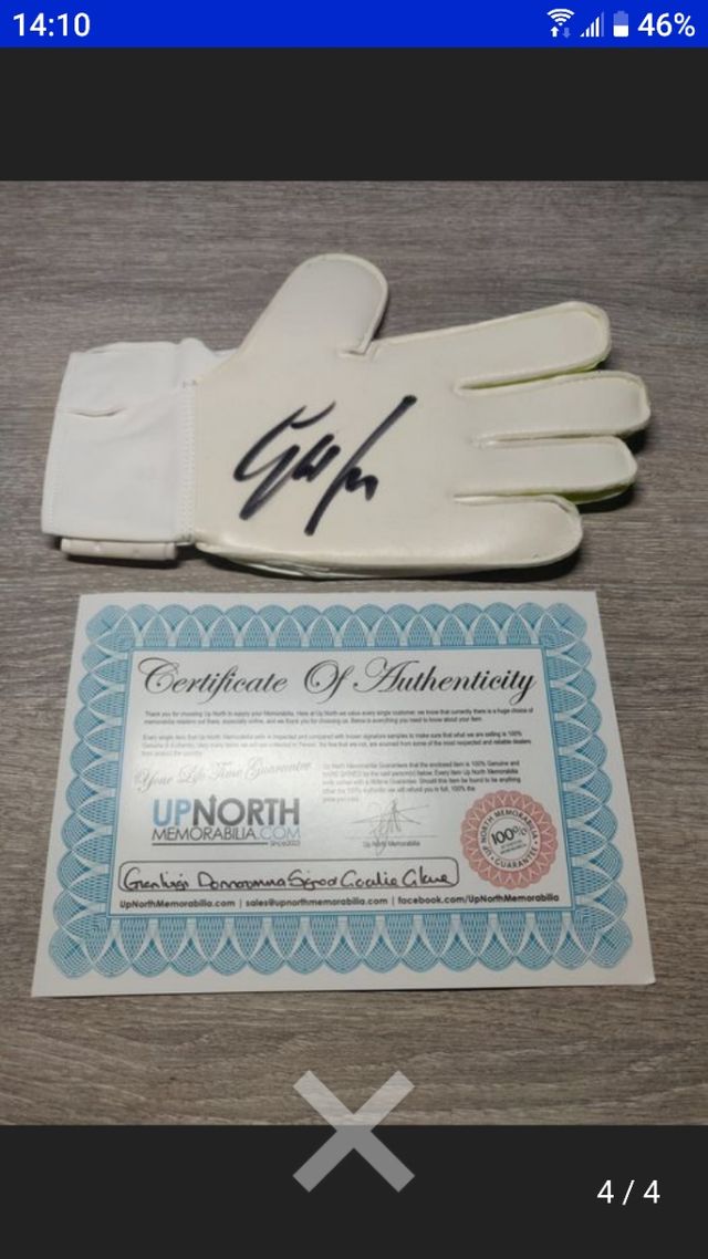 Guanto Autografato Donnarumma