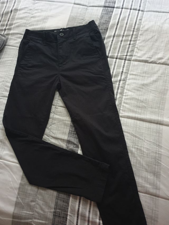 pantalon chino hollister como nuevo