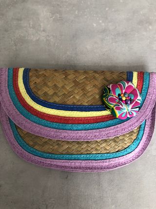 Bolso de paja colores.